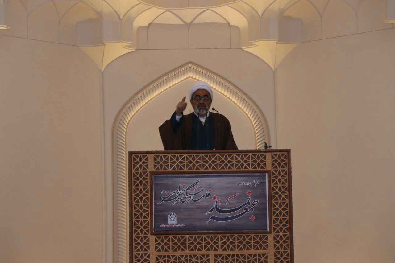 منشا انحرافات جامعه ضعف در ایمان است
